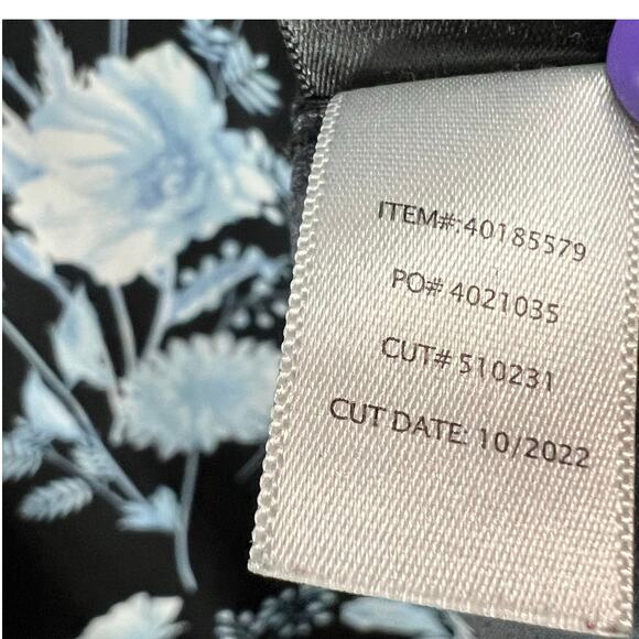 Torrid Harper Studio Blouse 5X Black Floral Crepe De Chine Flutter Career Casual - Picture 12 of 13